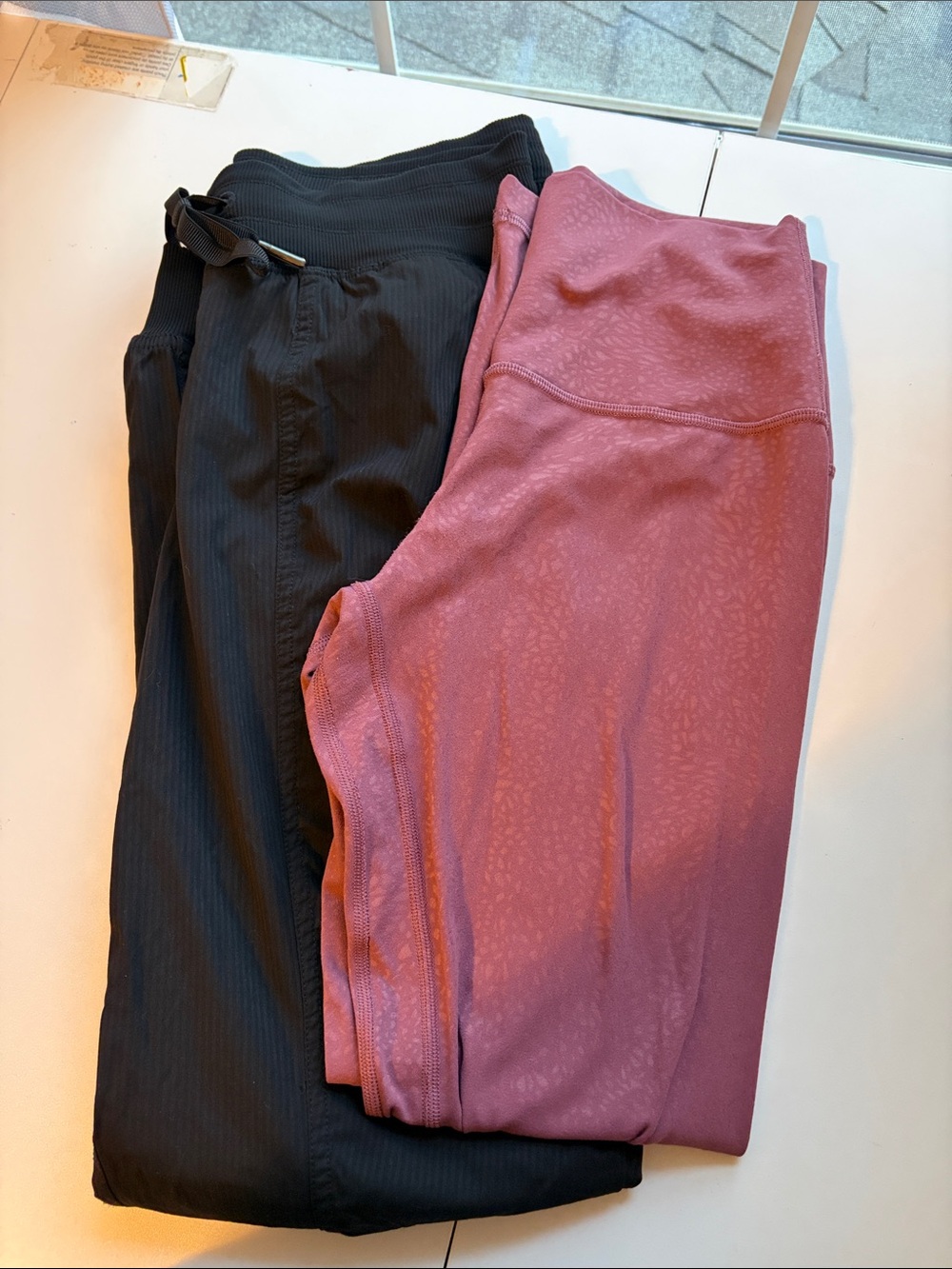 lululemon athletica Black Joggers + Dusty Rose High-Rise Leggings Duo